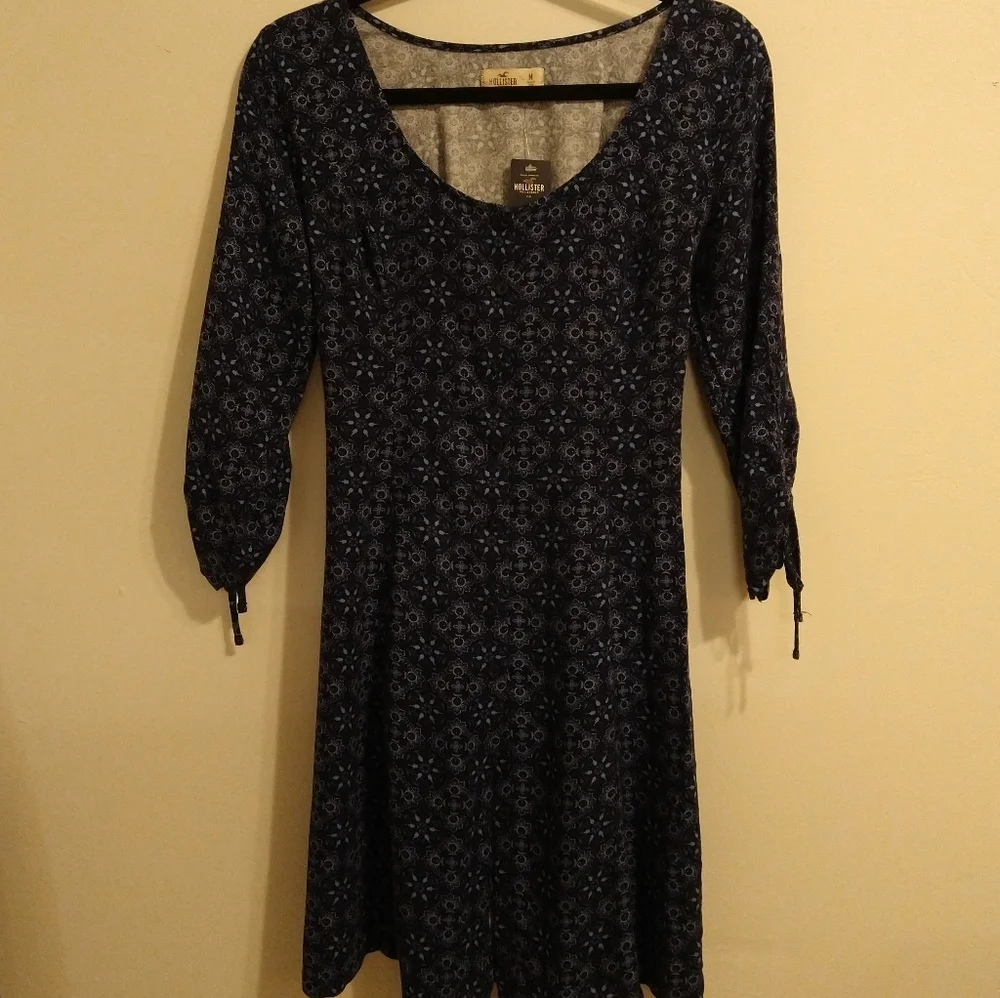 🌼 NWT Hollister dress! 🌼 - Picture 1 of 3